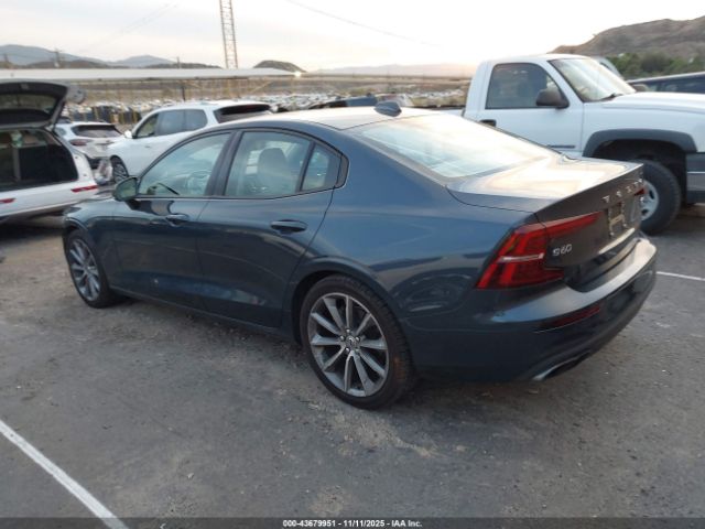 2020 VOLVO S60 7JR102FK1LG063713 Photo 2