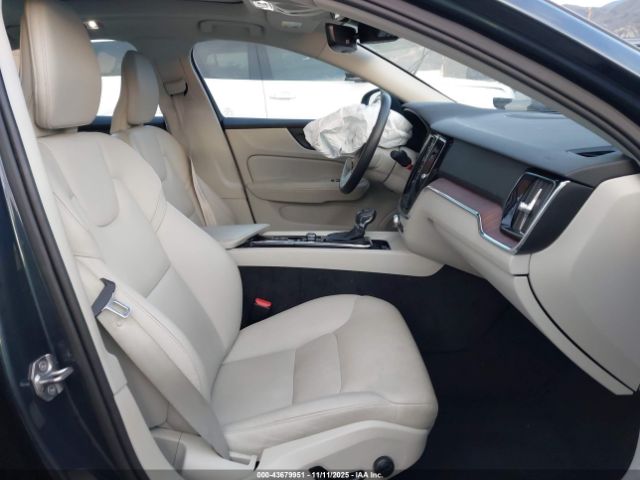 2020 VOLVO S60 7JR102FK1LG063713 Photo 4