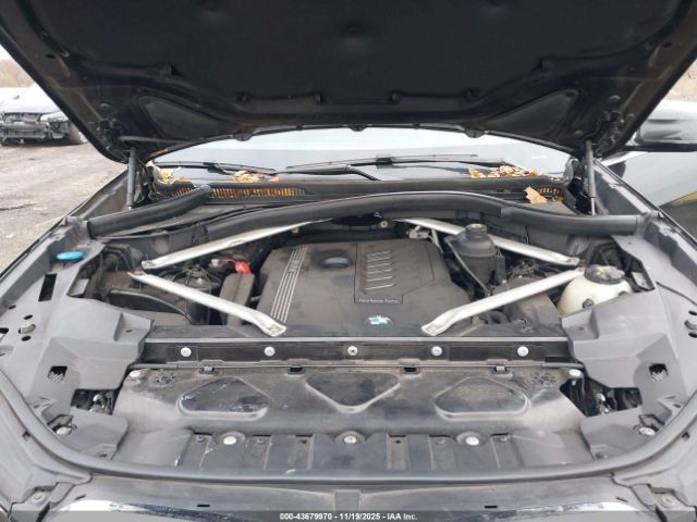 2019 BMW X5 5UXCR6C58KLL27193 Photo 9