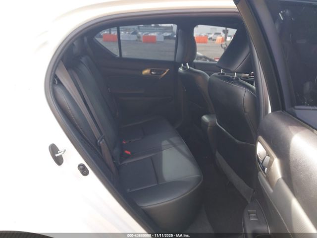 2017 LEXUS CT 200H JTHKD5BH0H2288520 Photo 7