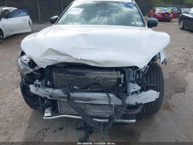 2024 VOLVO XC60 RECHARGE PLUG-IN HYBRID YV4H60DLXR1782446 Photo 5