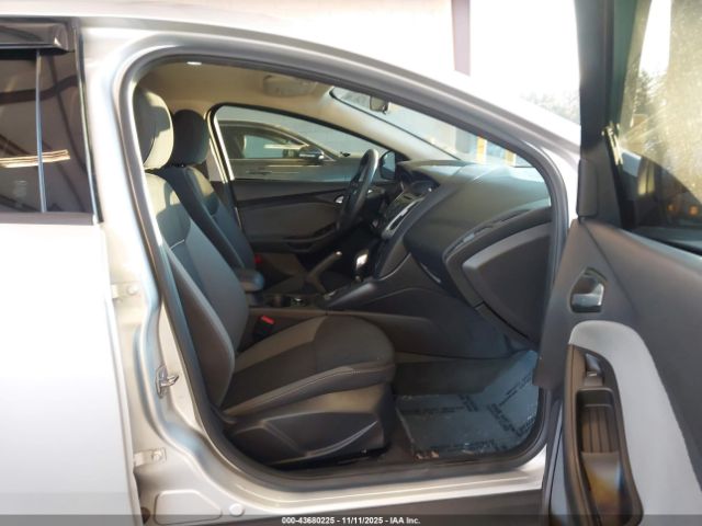 2014 FORD FOCUS 1FADP3K23EL341904 Photo 4