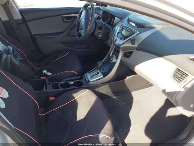 2011 HYUNDAI ELANTRA 5NPDH4AE7BH027455 Photo 4