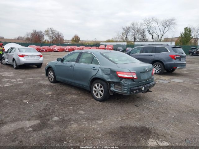 2011 TOYOTA CAMRY 4T1BF3EK9BU589348 Photo 2
