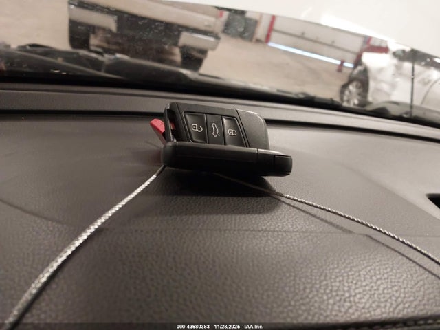 43680383 :رقم المزاد ، 1V2DR2CA3KC551417 vin ، 2019 Volkswagen Atlas 3.6l V6 Se مزاد بيع