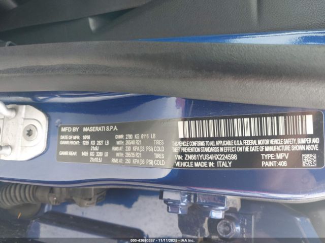 2017 MASERATI LEVANTE ZN661YUS4HX224598 Photo 8