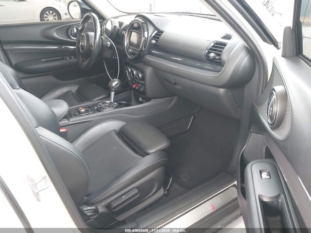 2016 MINI CLUBMAN WMWLN9C56G2E47991 Photo 4