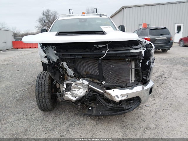 43680529 :رقم المزاد ، 1GC3KLE79SF193084 vin ، 2025 Chevrolet Silverado 2500hd 4wd  Long Bed Work Truck مزاد بيع