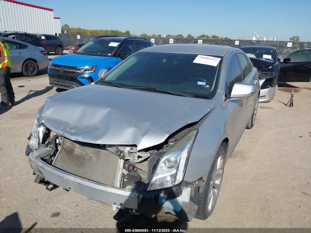 2017 CADILLAC XTS 2G61M5S36H9111699 Photo 1