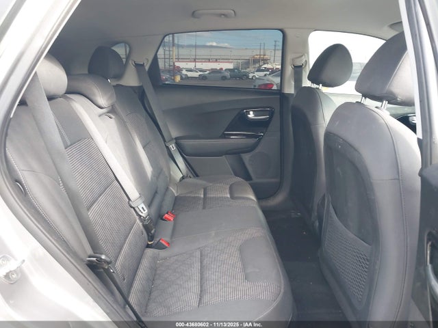 2022 KIA NIRO PLUG-IN HYBRID KNDCM3LD7N5545527 Photo 7