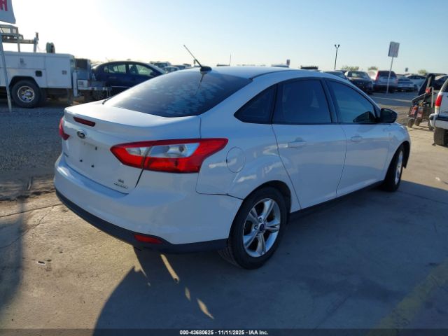 2014 FORD FOCUS 1FADP3F29EL254020 Photo 3