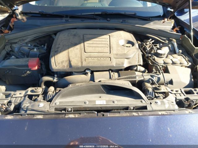 2018 JAGUAR F-PACE SADCJ2FXXJA275563 Photo 9