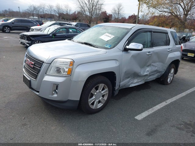 2011 GMC TERRAIN 2CTFLRECXB6474335 Photo 1