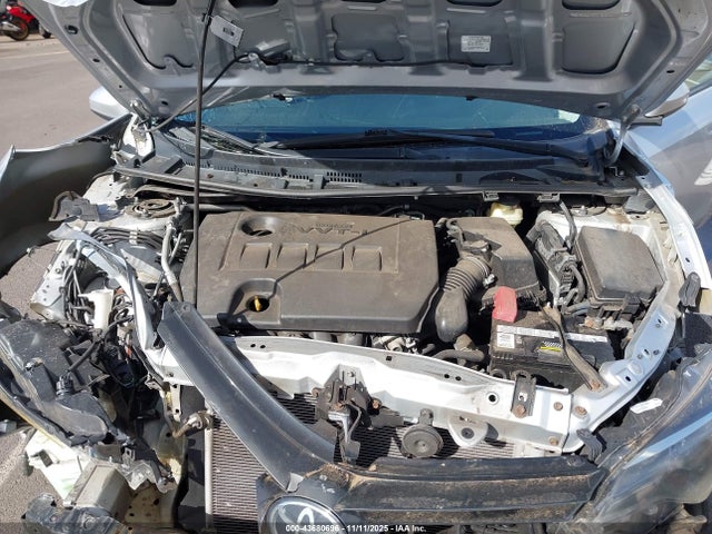 5YFBURHE8HP591679 Toyota COROLLA LE