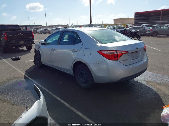 5YFBURHE8HP591679 Toyota COROLLA LE