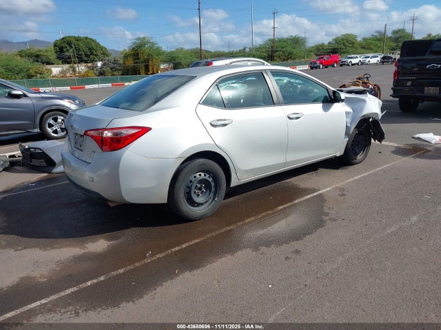5YFBURHE8HP591679 Toyota COROLLA LE