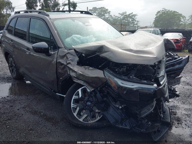 Subaru Forester Premium 2025 JF2SLDBC2SH540681 Image 18
