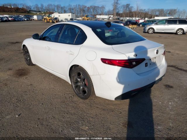 2018 ALFA ROMEO GIULIA ZARFAEENXJ7597360 Photo 2