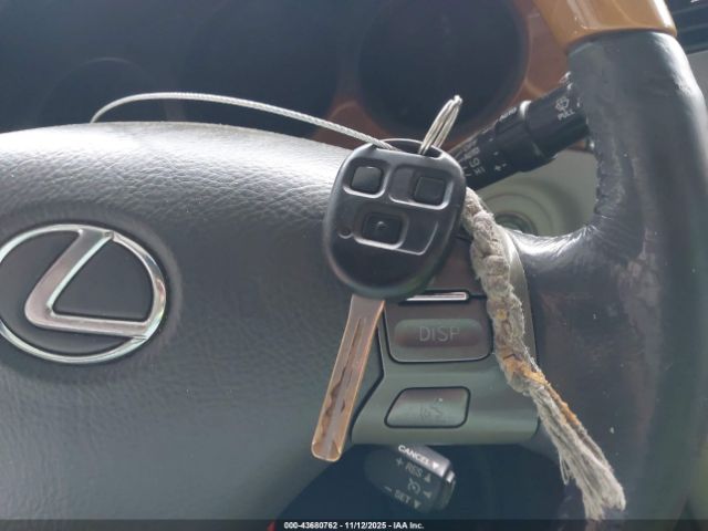 2005 LEXUS ES 330 JTHBA30G055084625 Photo 10