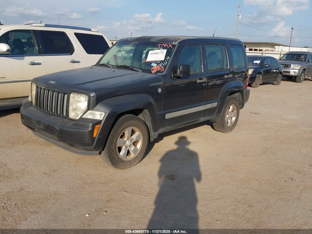 43680775 :رقم المزاد ، 1J4PN2GK2BW531424 vin ، 2011 Jeep Liberty Sport مزاد بيع