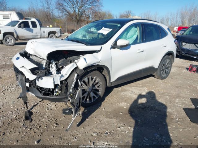 2020 FORD ESCAPE 1FMCU9J9XLUB08976 Photo 1