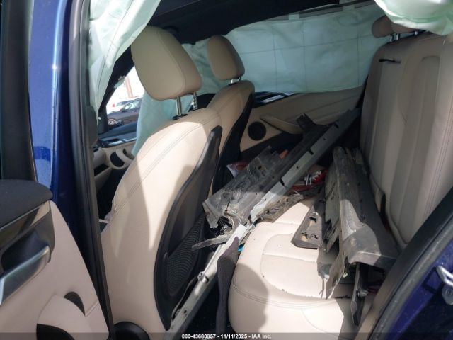 2018 BMW X1 WBXHU7C37J5L09347 Photo 7