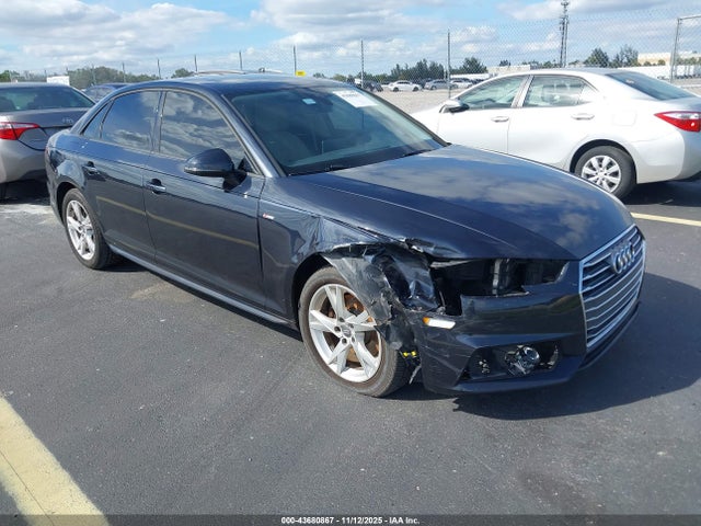 2018 AUDI A4 WAUKMAF47JA140715 Photo 0