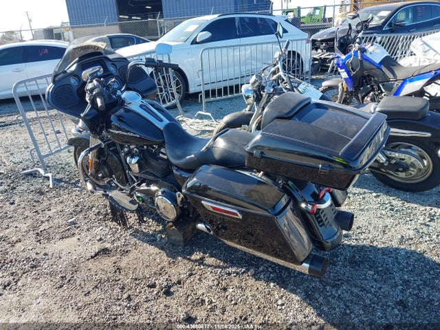 2020 HARLEY-DAVIDSON FLTRX 1HD1KHC1XLB676240 Photo 2