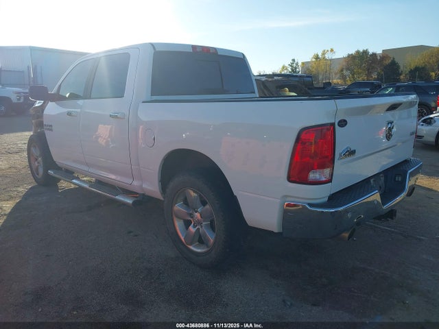 Продажа на аукционе авто 2017 Ram 1500 Big Horn  4x4 5'7 Box, vin: 3C6RR7LT9HG788061, номер лота: 43680886