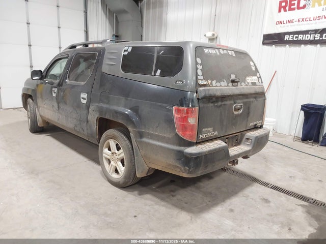 2011 HONDA RIDGELINE 5FPYK1F56BB454402 Photo 2