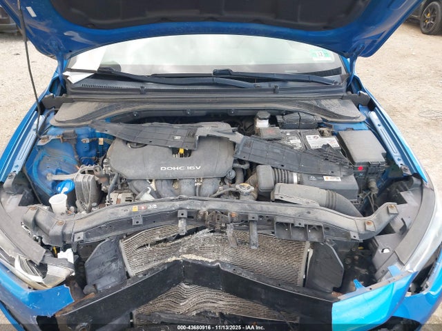 KMHD84LF9JU701689 Hyundai ELANTRA SEL