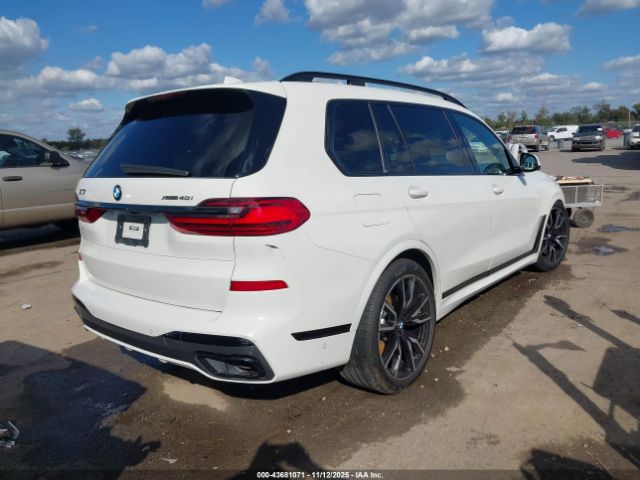 2022 BMW X7 5UXCW2C02N9K60324 Photo 3