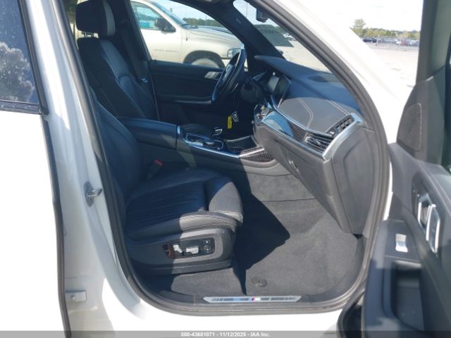 2022 BMW X7 5UXCW2C02N9K60324 Photo 4