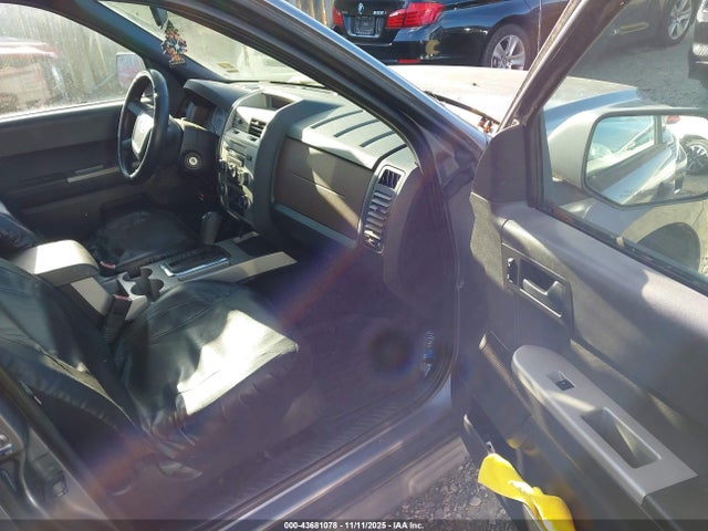 2008 FORD ESCAPE 1FMCU93Z38KB61180 Photo 4