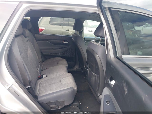 5NMS1DAJ6MH355667 Hyundai Santa Fe Se