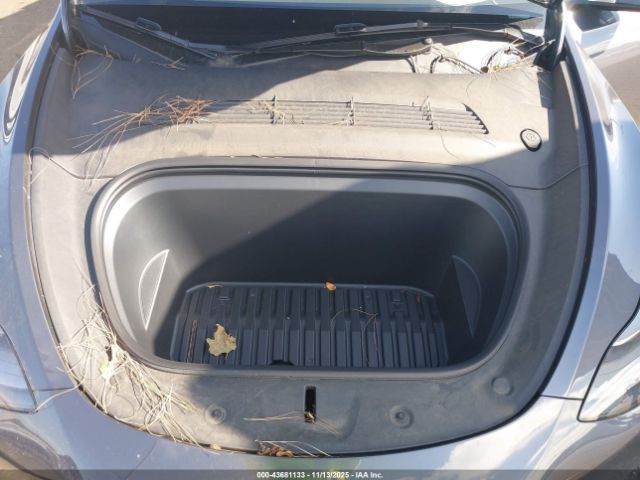2023 TESLA MODEL Y 7SAYGDED0PF978241 Photo 9