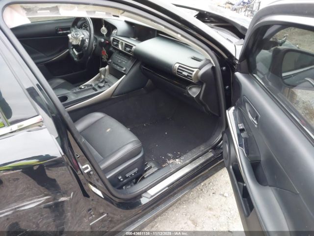 2016 LEXUS IS 300 JTHCM1D28G5014453 Photo 4