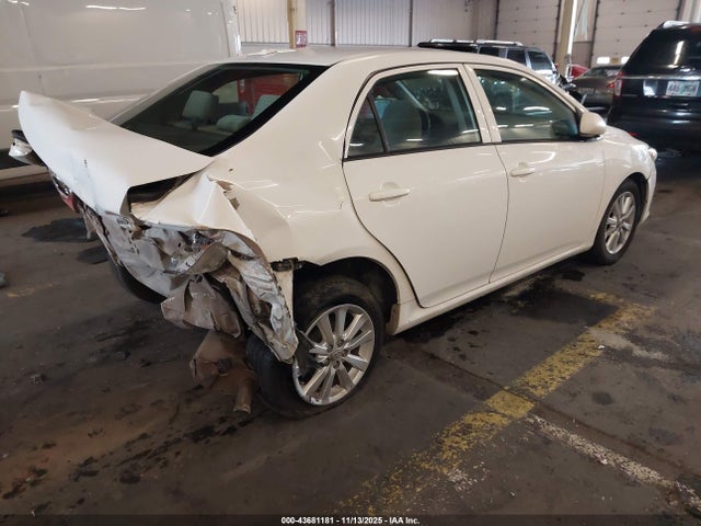 2009 TOYOTA COROLLA JTDBL40E999029833 Photo 3