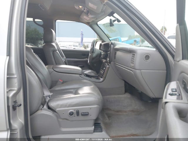 Продажа на аукционе авто 2004 Gmc Yukon Denali, vin: 1GKEK63U54J120351, номер лота: 43681207