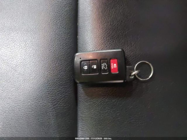 2017 TOYOTA RAV4 HYBRID JTMJJREV4HD080725 Photo 10