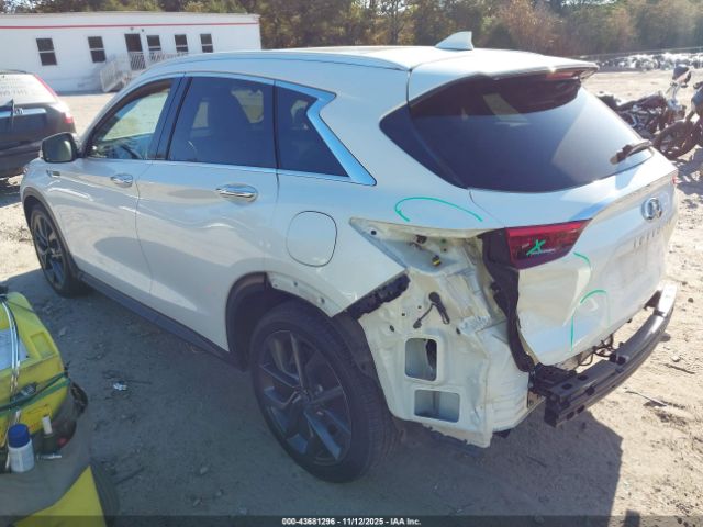 2019 INFINITI QX50 3PCAJ5M36KF100837 Photo 2