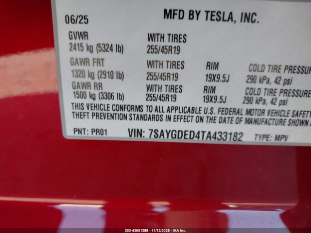 2026 TESLA MODEL Y 7SAYGDED4TA433182 Photo 8