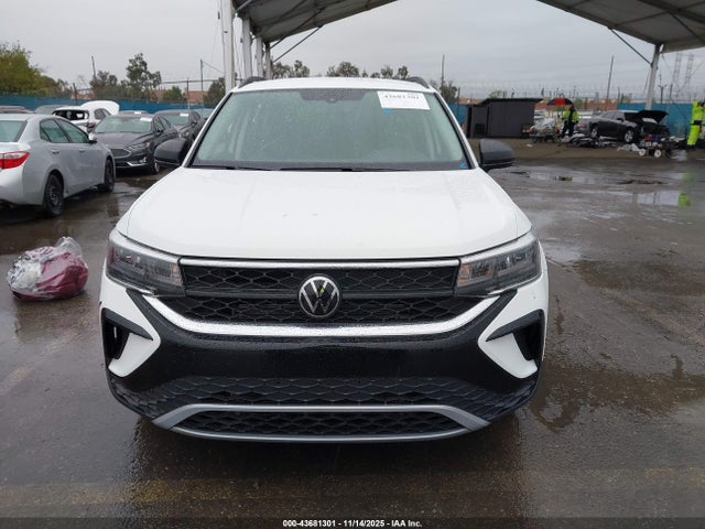 Продаж на аукціоні авто 2023 Volkswagen Taos 1.5t S, vin: 3VVCX7B28PM366247, номер лоту: 43681301