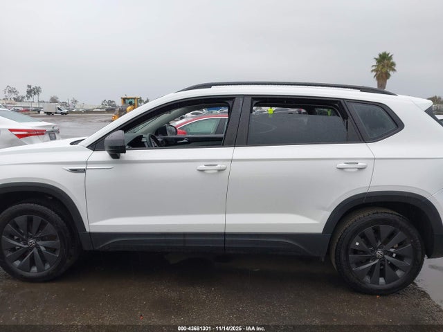 Продаж на аукціоні авто 2023 Volkswagen Taos 1.5t S, vin: 3VVCX7B28PM366247, номер лоту: 43681301