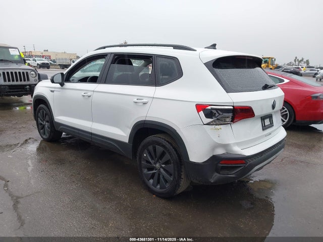 Продаж на аукціоні авто 2023 Volkswagen Taos 1.5t S, vin: 3VVCX7B28PM366247, номер лоту: 43681301