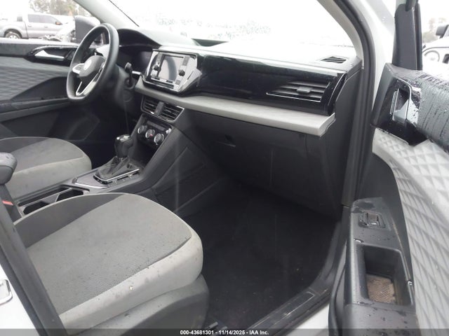 Продаж на аукціоні авто 2023 Volkswagen Taos 1.5t S, vin: 3VVCX7B28PM366247, номер лоту: 43681301
