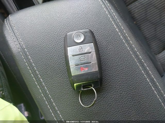 2019 KIA NIRO KNDCB3LC9K5324763 Photo 10