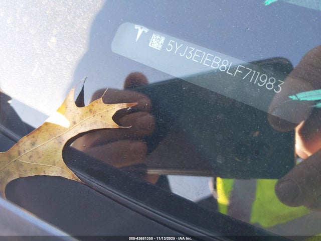 2020 TESLA MODEL 3 5YJ3E1EB8LF711983 Photo 8