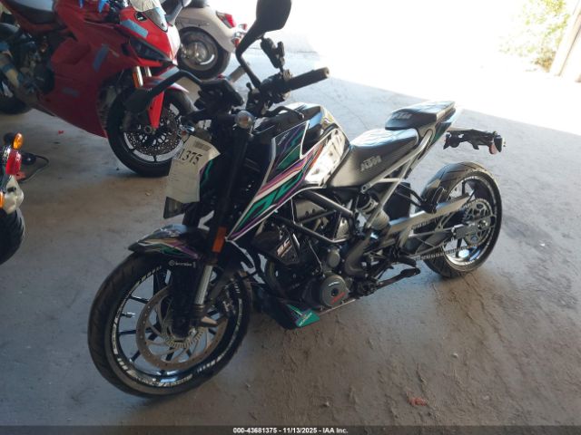 2022 KTM 390 MD2JPJ406NC236779 Photo 1