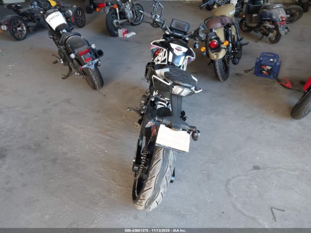 2022 KTM 390 MD2JPJ406NC236779 Photo 5